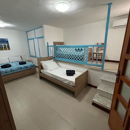 Villa Nicanda- 100 Mt Dal Mare- Giardino Porto Columbu - Perd'E Sali Екстериор снимка